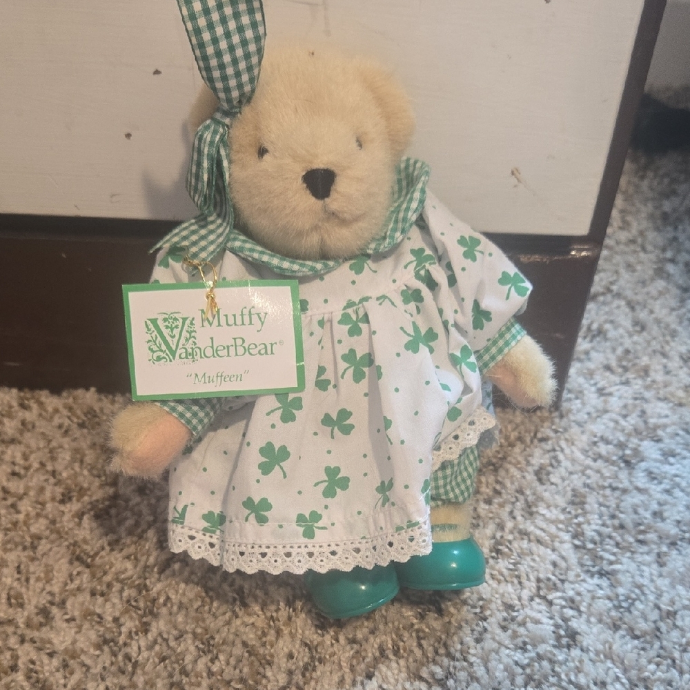 Muffy VanderBear in Green Shamrock Dress